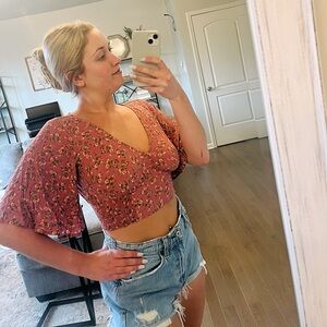 American Eagle Crop Top